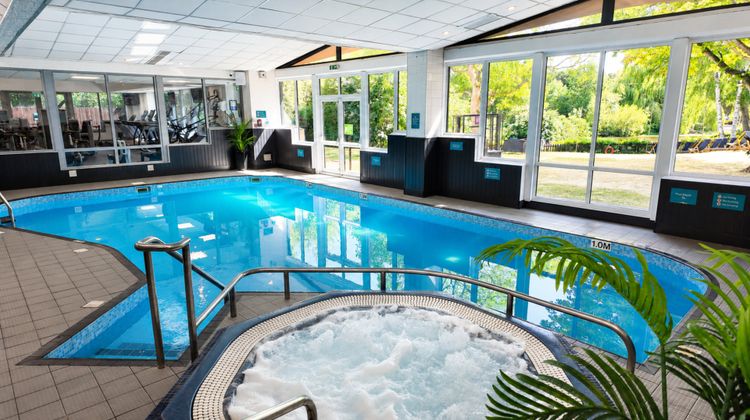 Crowne Plaza Stratford-upon-Avon Pool