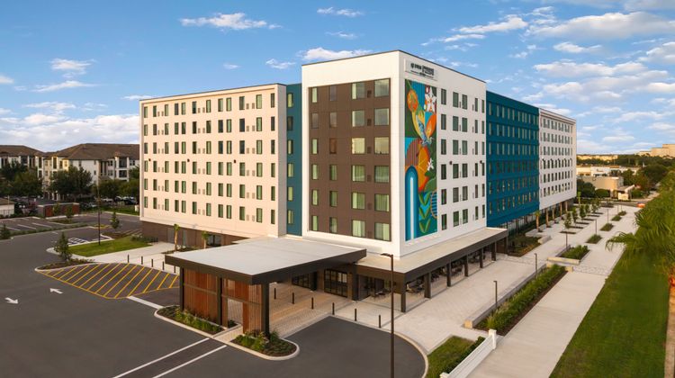EVEN Hotel Orlando Universal Blvd Exterior