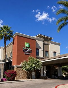 Holiday Inn Express & Suites Phoenix