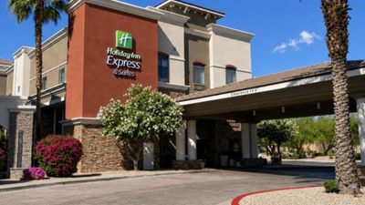 Holiday Inn Express & Suites Phoenix