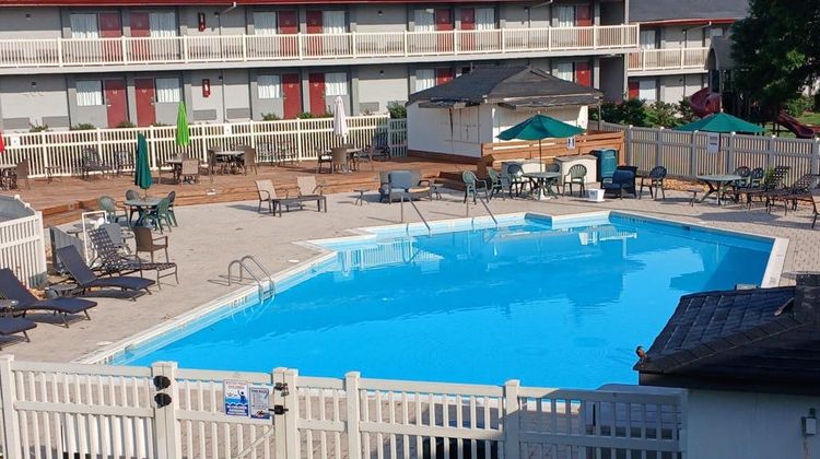 Red Roof Inn Doswell - Kings Dominion Pool