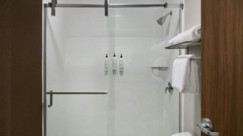 <b>SpringHill Suites by Marriott Room</b>. Images powered by <a href="https://www.leonardoworldwide.com/" title="Leonardo Worldwide" target="_blank">Leonardo</a>.
