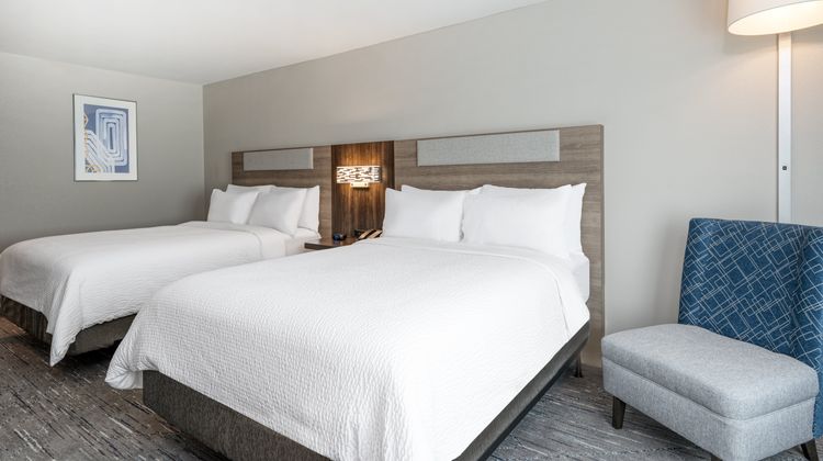 Holiday Inn Express Rensselaer Room
