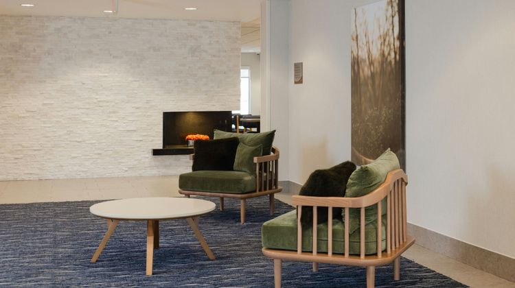 Fairfield Inn & Suites Muskegon Lobby