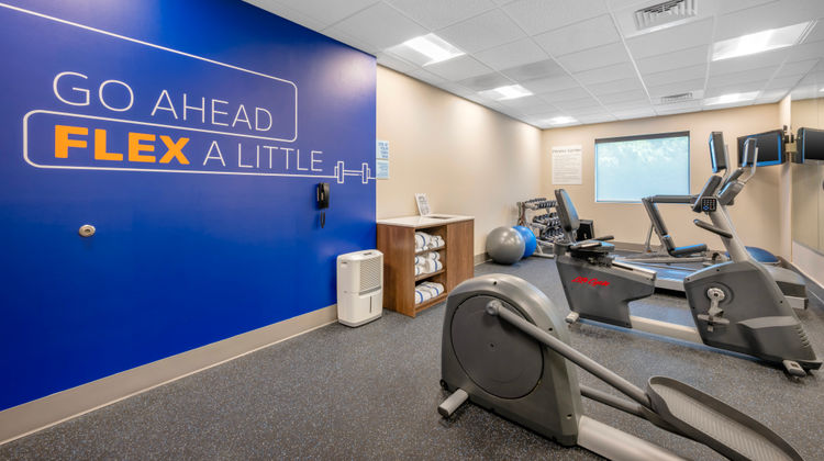 Holiday Inn Expr Hotel &Stes Selinsgrove Health Club