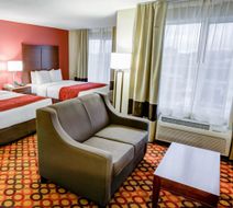 Charlotte Suites Room