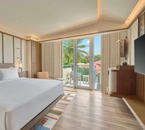 Slohh by Roach Bengaluru Room