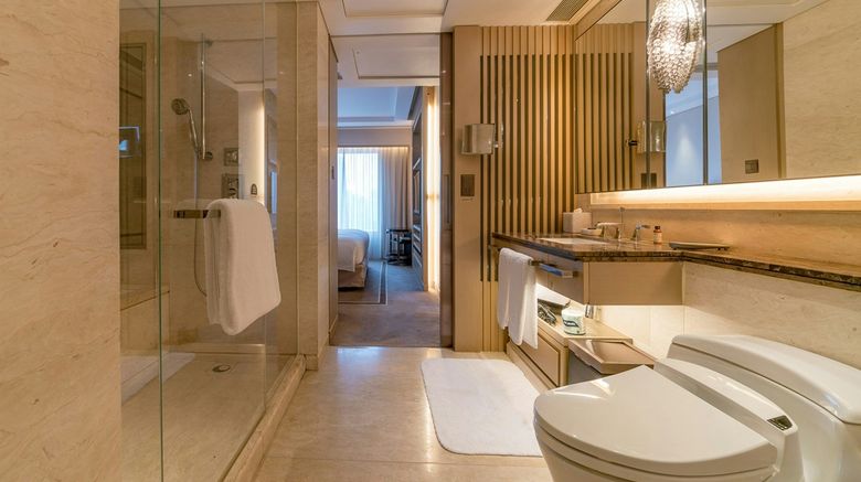 <b>IFC Residence Room</b>. Images powered by <a href="https://www.leonardoworldwide.com/" title="Leonardo Worldwide" target="_blank">Leonardo</a>.