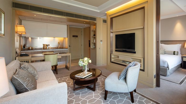 <b>IFC Residence Room</b>. Images powered by <a href="https://www.leonardoworldwide.com/" title="Leonardo Worldwide" target="_blank">Leonardo</a>.