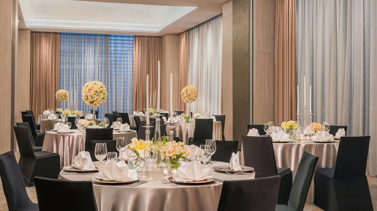 Seda Bonifacio Global City Ballroom