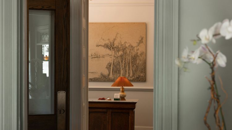The Douglas Hotel Savannah Lobby