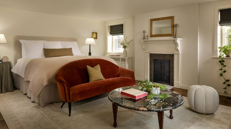 The Douglas Hotel Savannah Room