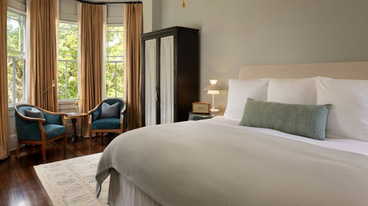 The Douglas Hotel Savannah Room