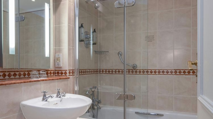 Winchester Wessex Hotel Room