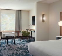 Fairfield Inn & Suites Marriott Room