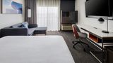 Courtyard Syracuse Carrier Circle Room