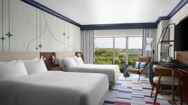 Le Meridien Arlington Room