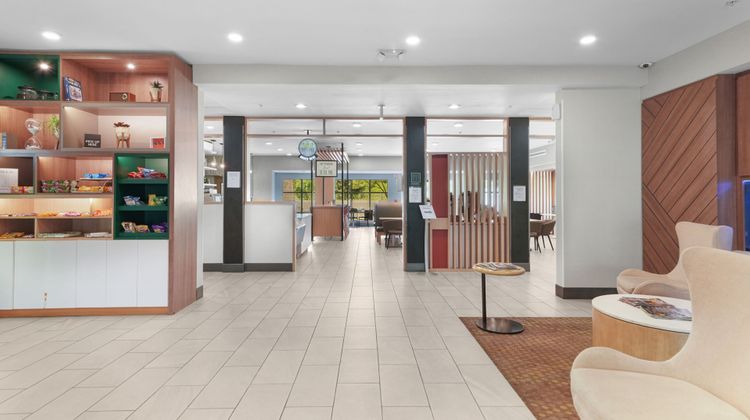 Holiday Inn Grand Rapids – South Exterior