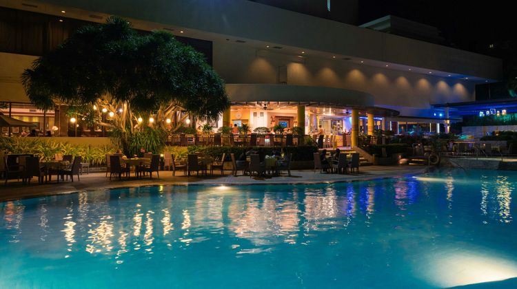 Marco Polo Plaza, Cebu Pool
