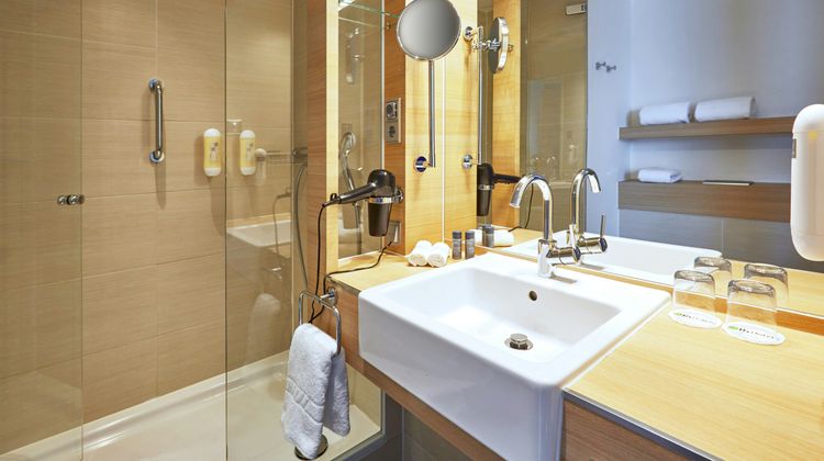 H Plus Hotel Salzburg Room