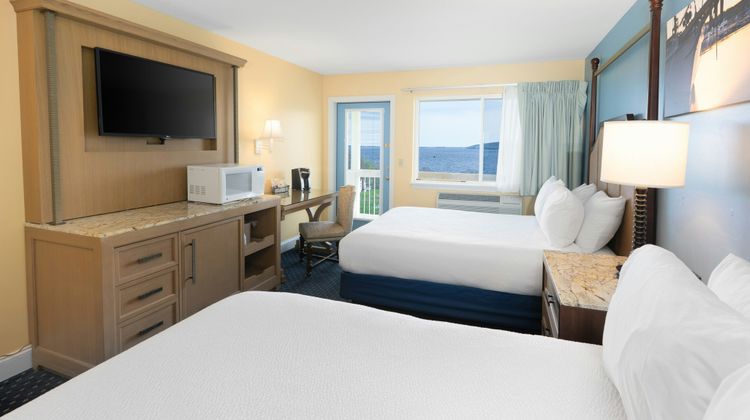 Fireside Inn & Suites Oceans Edge Room