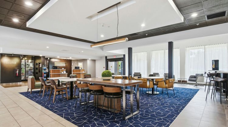 Courtyard by Marriott Columbus Lobby