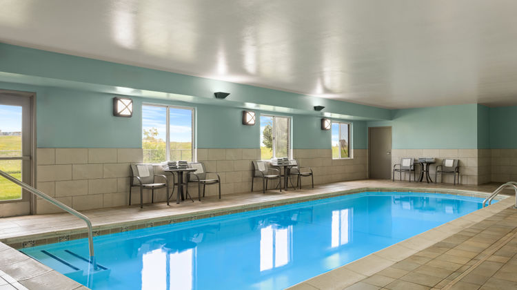 Holiday Inn Express & Suites Altoona Pool