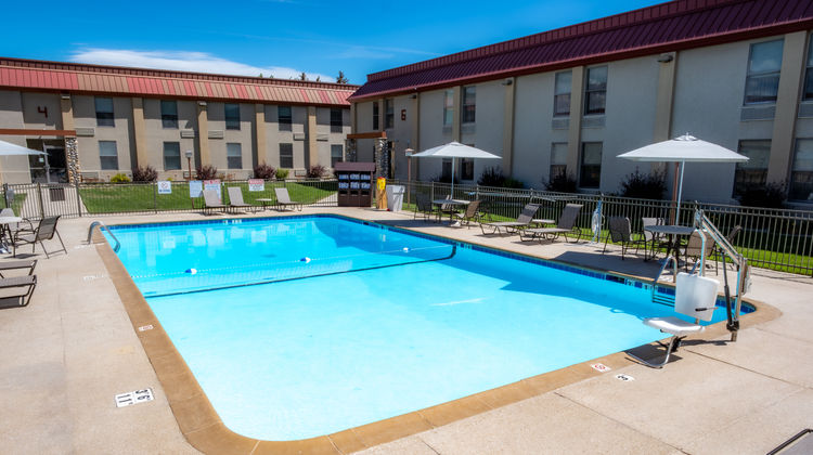 Holiday Inn at Buffalo Bill Village Pool
