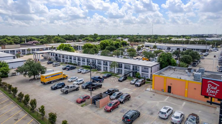 Red Roof Inn Houston-Jersey Village Exterior