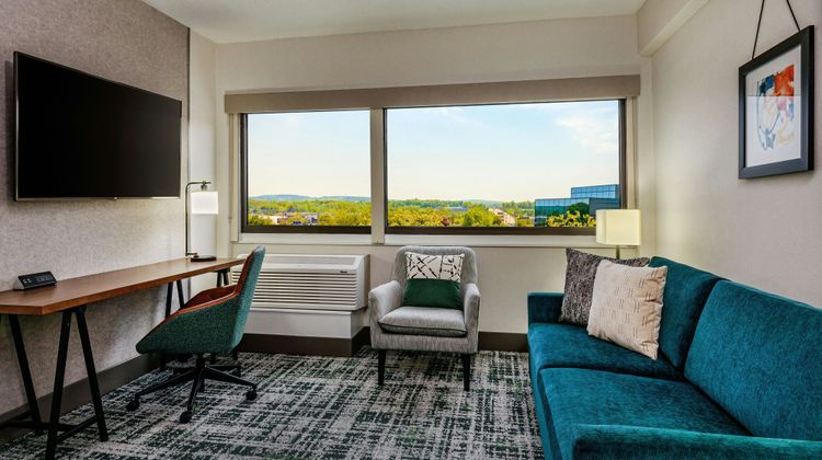 Four Points by Sheraton Norwood Room