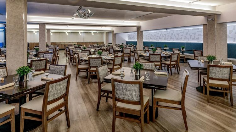Four Points by Sheraton Norwood Restaurant