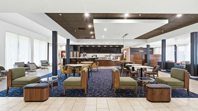 Courtyard by Marriott Columbus Lobby