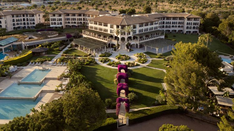 The St. Regis Mardavall Mallorca Resort Beach
