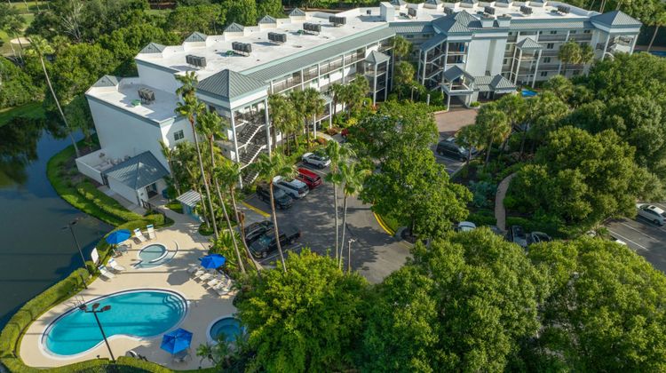 Marriott's Imperial Palms Villas Exterior