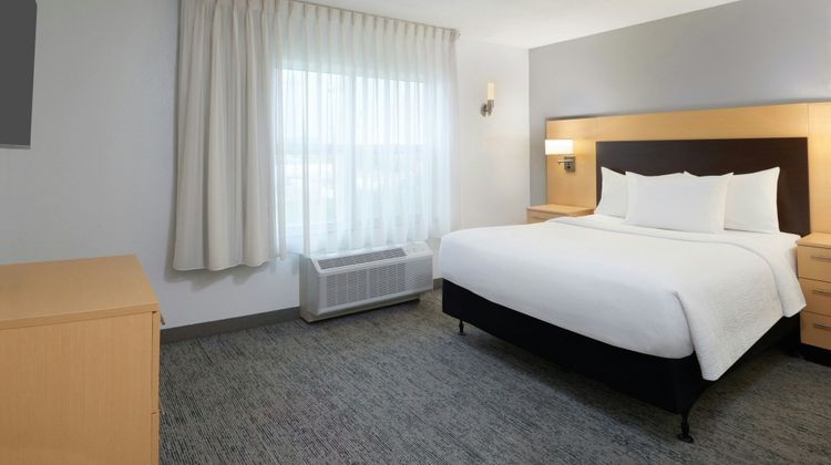 TownePlace Suites Thunder Bay Room