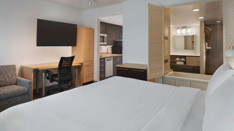 TownePlace Suites Thunder Bay Suite