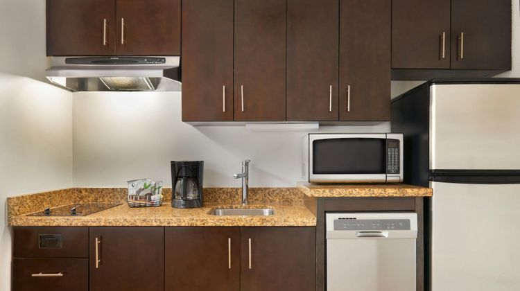 TownePlace Suites Thunder Bay Room