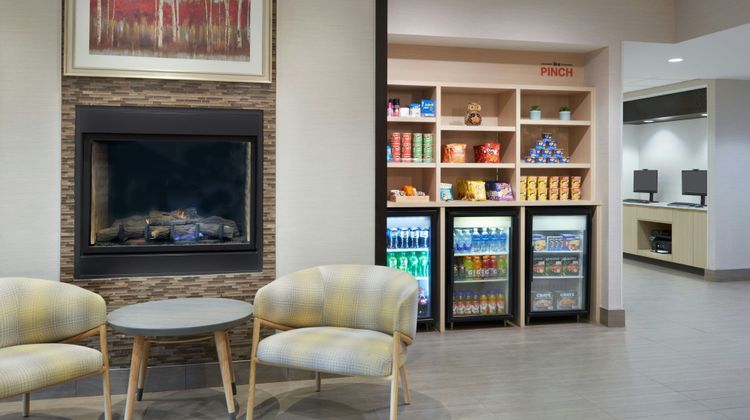TownePlace Suites Thunder Bay Lobby