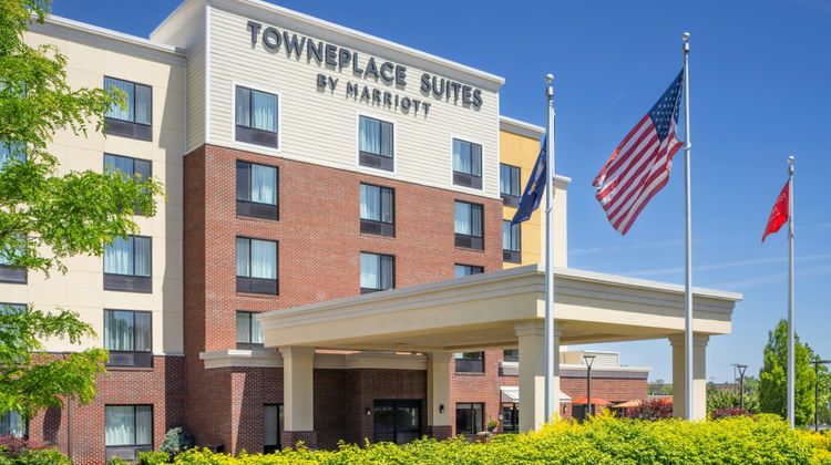 TownePlace Suites Latham Albany Airport Exterior