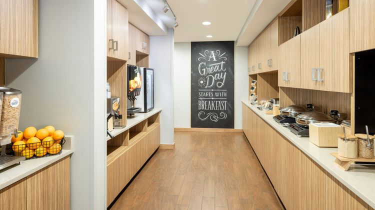 TownePlace Suites Latham Albany Airport Restaurant