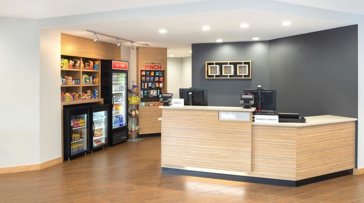 TownePlace Suites Latham Albany Airport Lobby