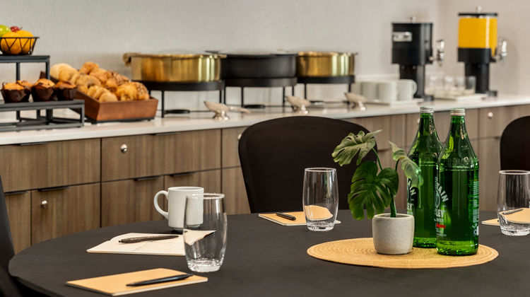 Holiday Inn & Suites Commerce City - Den Meeting