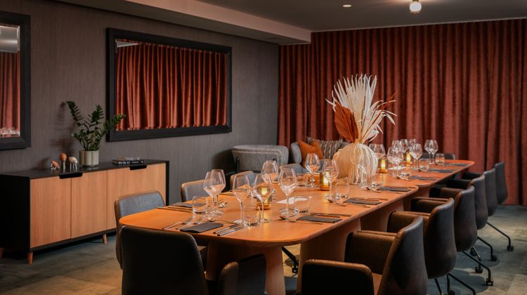 Holiday Inn Express & Suites Queenstown Ballroom