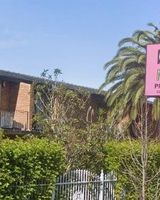 Cosmo Motel