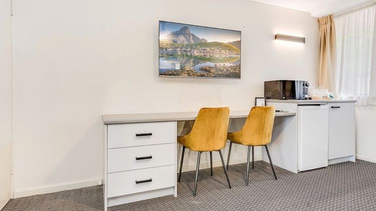Cosmo Motel Room