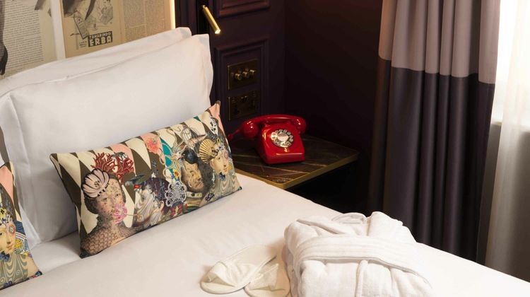 Seraphine Kensington Olympia Hotel Lobby