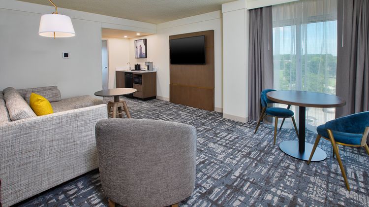 Holiday Inn University Plaza Hotel Room