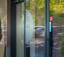 Holiday Inn Express Yerevan Exterior
