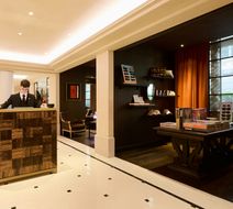 Grand Hotel du Palais Royal Lobby