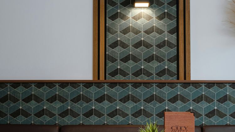 City Hotel Stockerau Lobby